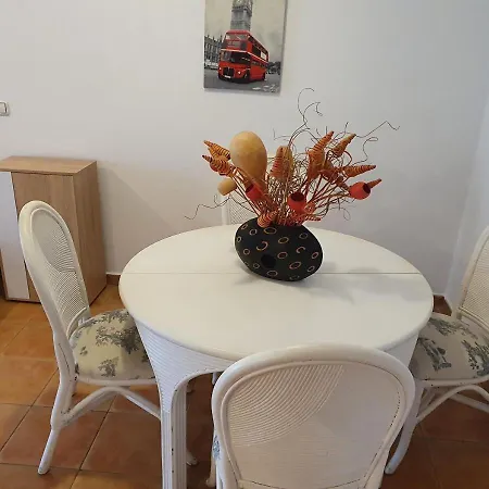 Apartamento Florida En Complejo Residencial דירה *